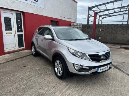 2011 Kia Sportage - photo 2
