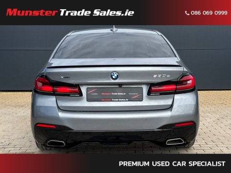2023 BMW 5-Series - photo 7