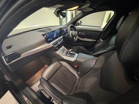2023 BMW 3-Series - photo 16
