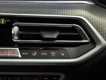 2021 BMW X5 - photo 18
