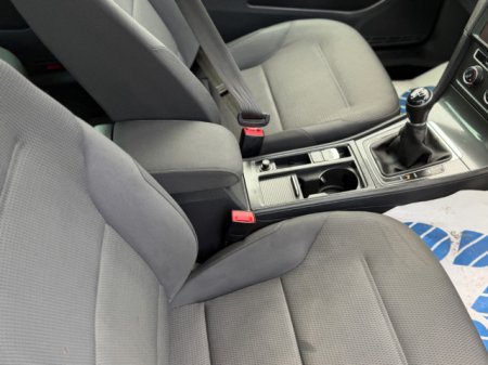 2019 Volkswagen Golf - photo 10
