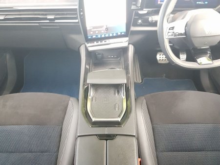 2025 Renault Rafale - photo 3