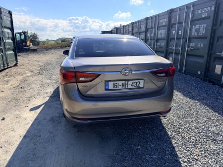 2016 Toyota Avensis - photo 7
