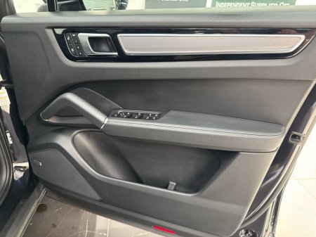 2022 Porsche Cayenne - photo 20