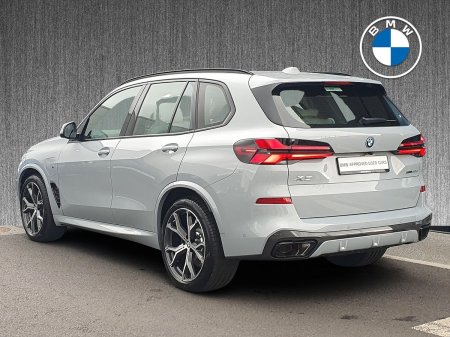2026 BMW X5 - photo 2