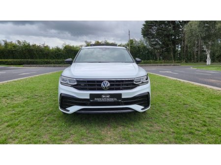 2024 Volkswagen Tiguan - photo 2