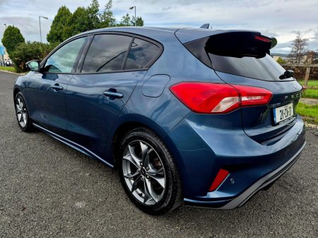 2021 Ford Focus - photo 6