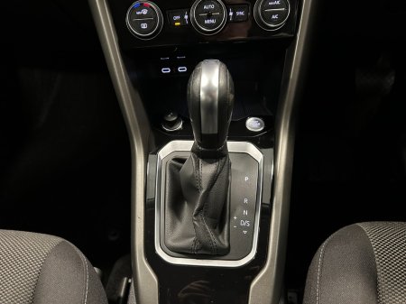 2021 Volkswagen T-Roc - photo 31