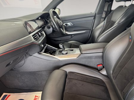 2021 BMW 3-Series - photo 17