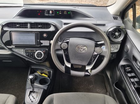 2021 Toyota Aqua - photo 18
