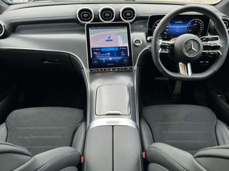 2025 Mercedes-Benz GLC - photo 2