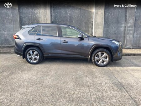 2022 Toyota RAV4 - photo 3