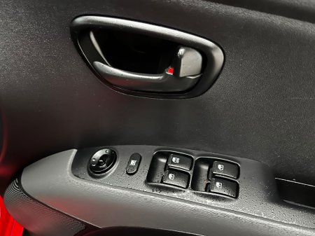 2013 Hyundai i10 - photo 25