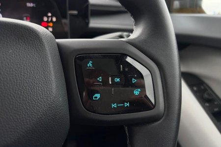 2025 Ford Capri - photo 24