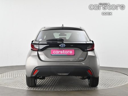 2021 Toyota Yaris - photo 4