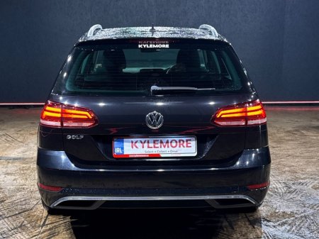 2019 Volkswagen Golf - photo 4