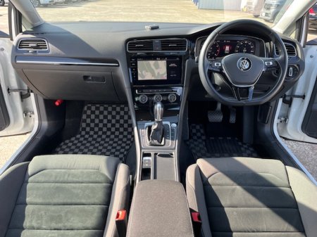 2019 Volkswagen Golf - photo 9