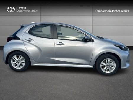2024 Toyota Yaris - photo 3