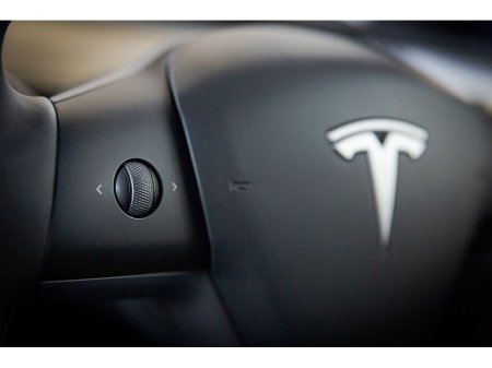 2023 Tesla Model Y - photo 29
