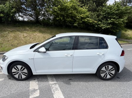 2019 Volkswagen Golf - photo 5