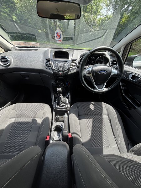 2017 Ford Fiesta - photo 9