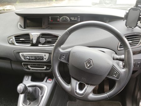 2014 Renault Scenic - photo 9
