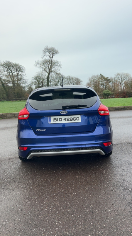 2015 Ford - thumbnail 1