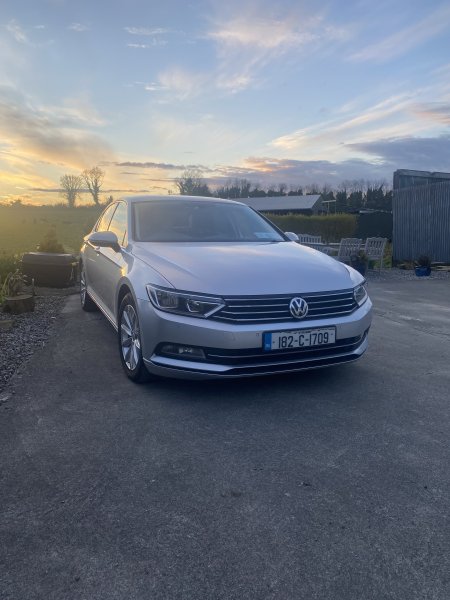 2018 Volkswagen Passat - photo 4