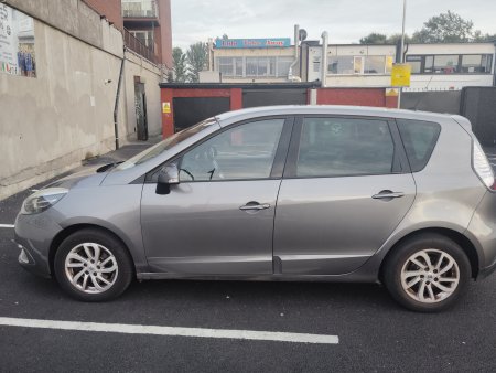 2014 Renault Scenic