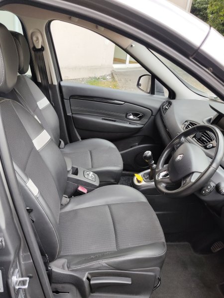 2014 Renault Scenic - photo 11