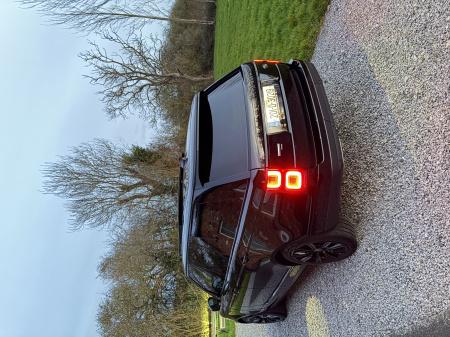 2020 Land Rover - view 3