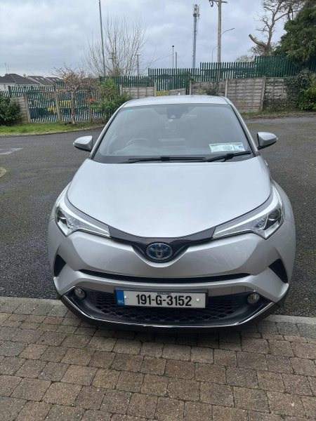 2019 Toyota - thumbnail 1