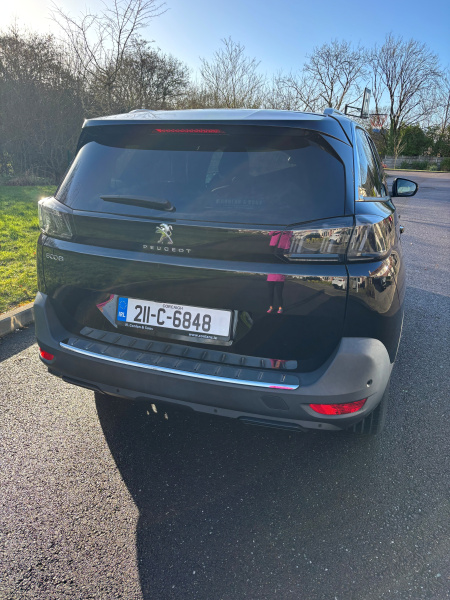 2021 Peugeot 5008 Allure €31,300 thumbnail