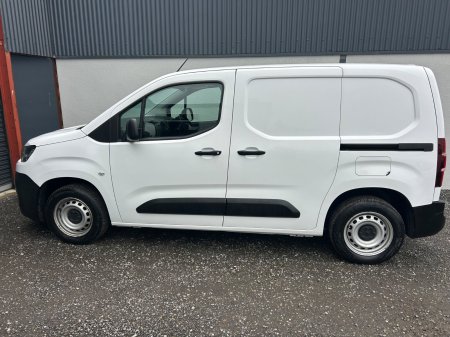 2021 Citroen Berlingo - photo 2