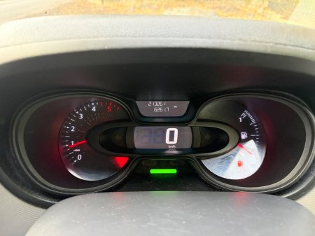 2019 Nissan NV300 - photo 22