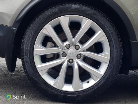 2022 Land Rover Discovery - photo 9