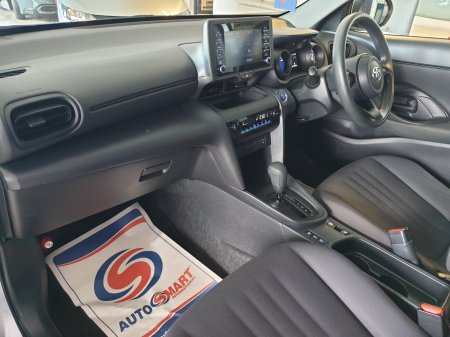 2022 Toyota Yaris Cross - photo 15