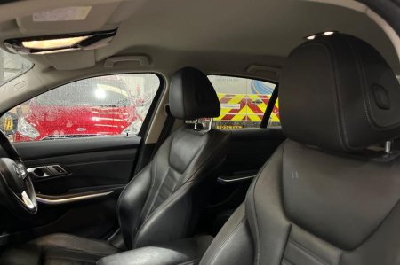 2021 BMW 3-Series - photo 19