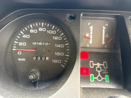 1996 Mitsubishi Pajero - photo 8