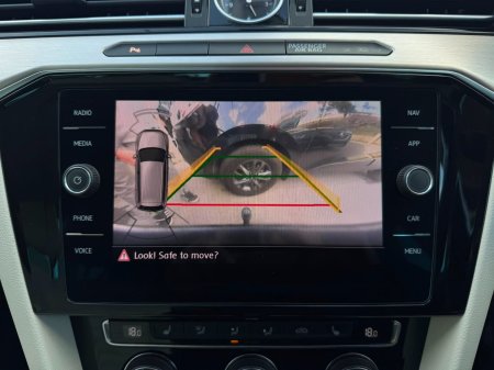 2018 Volkswagen Passat - photo 23