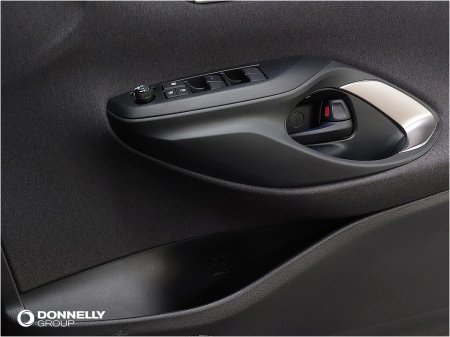 2023 Toyota Yaris - photo 18