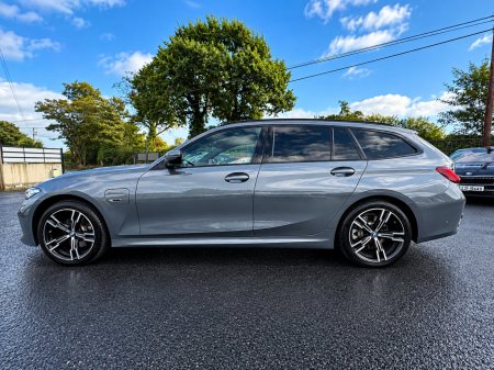 2023 BMW 3-Series - photo 9