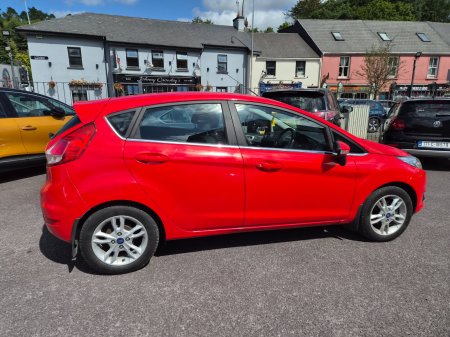 2015 Ford Fiesta - photo 3