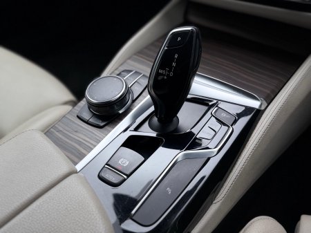 2018 BMW 5-Series - photo 6