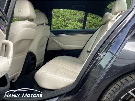 2021 BMW 5-Series - photo 16