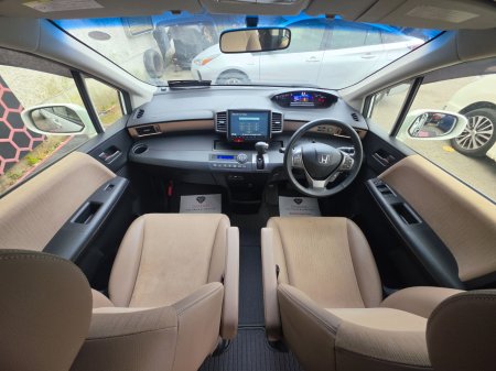 2015 Honda Freed - photo 19