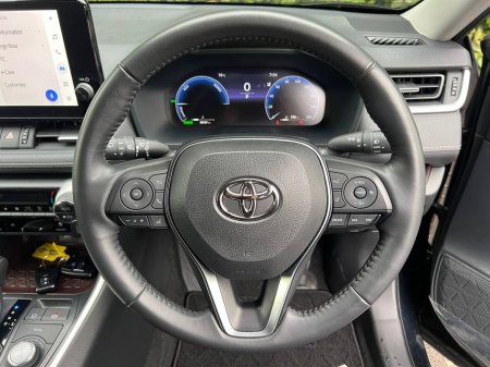 2023 Toyota RAV4 - photo 4