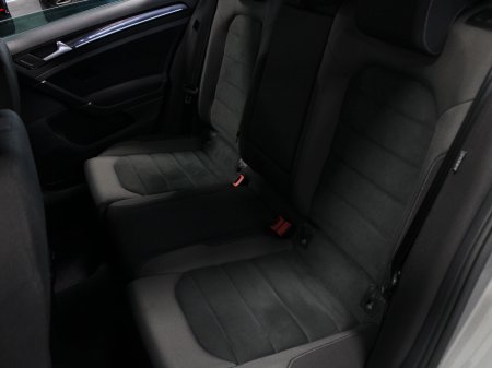 2018 Volkswagen Golf - photo 35
