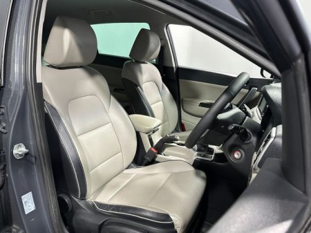 2020 Kia Sportage - photo 11