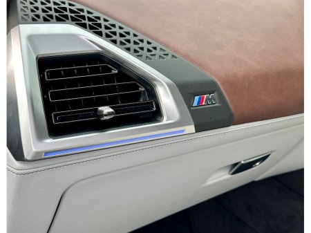 2026 BMW XM - photo 28